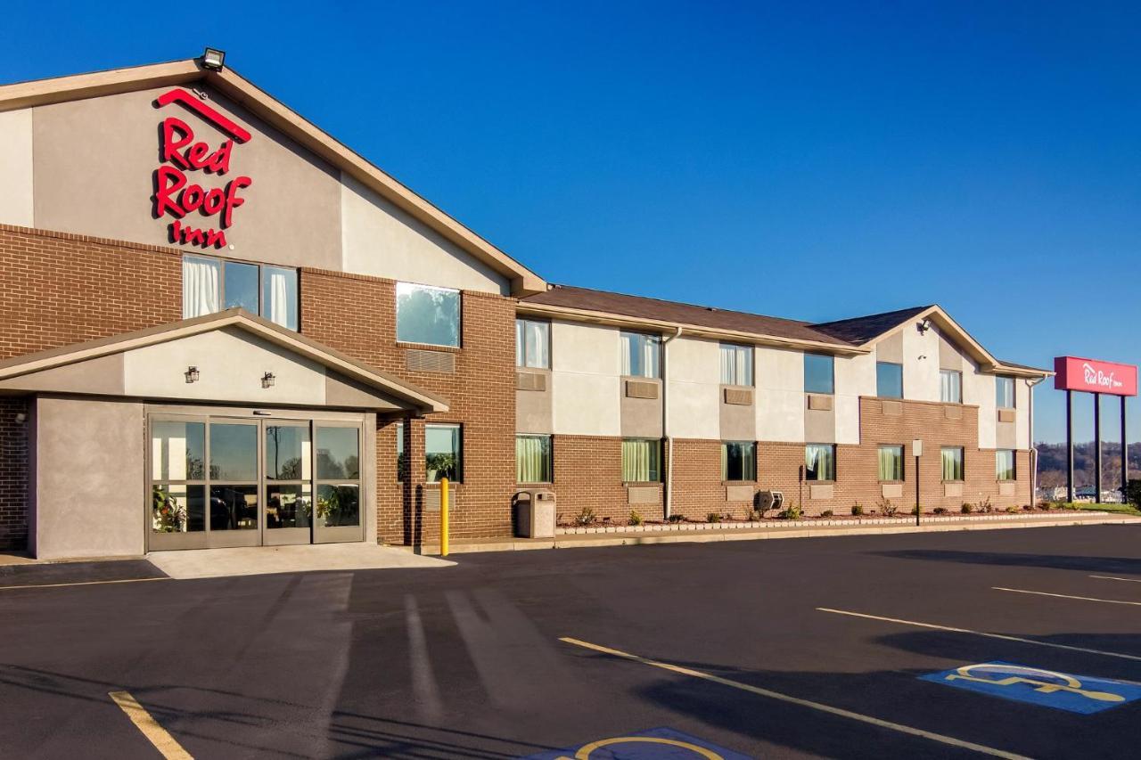 Red Roof Inn Greensburg Exterior photo