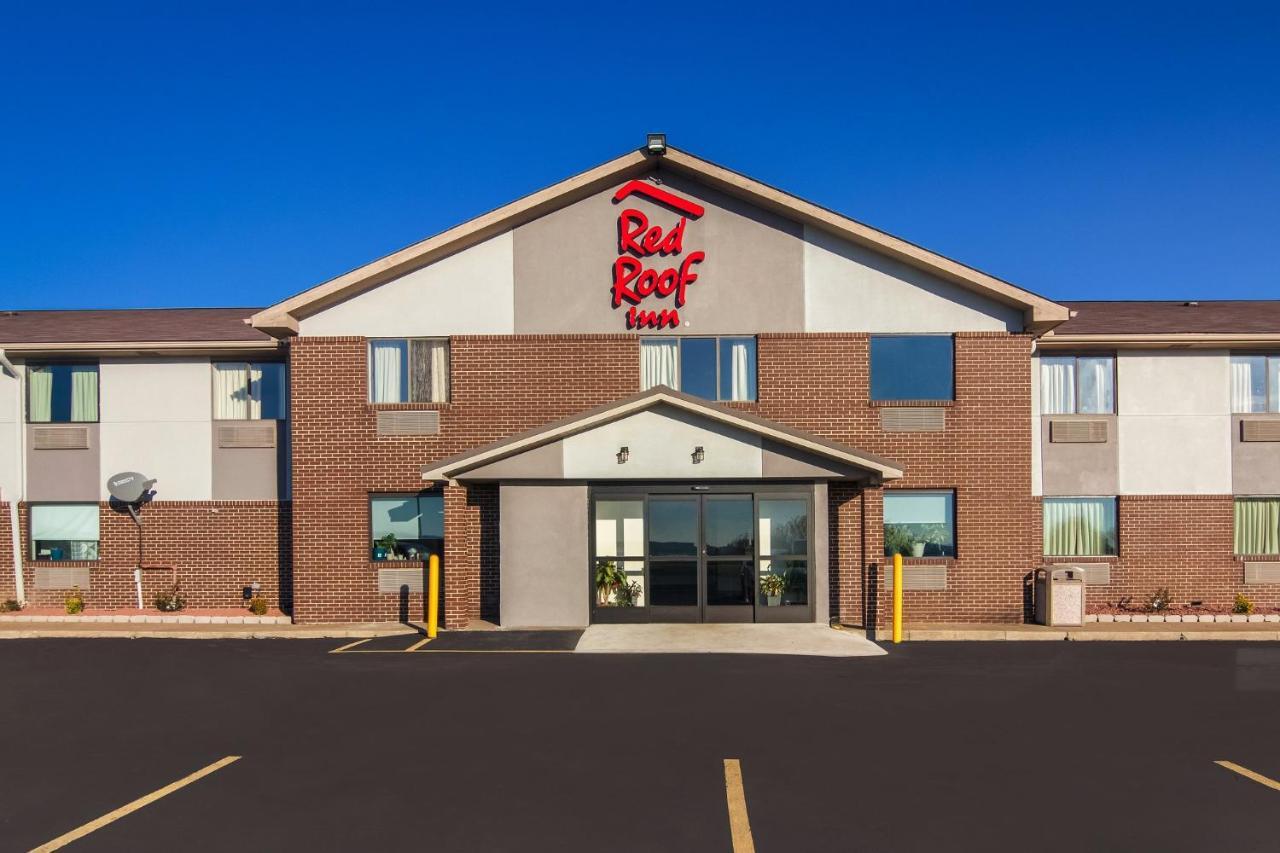 Red Roof Inn Greensburg Exterior photo